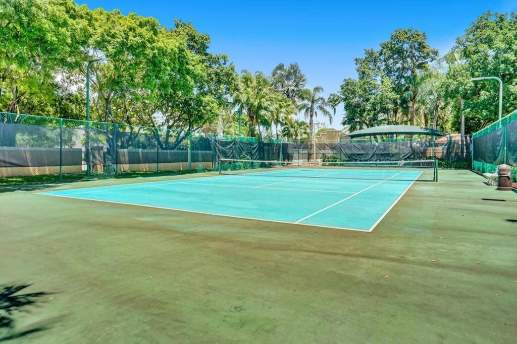 Renovated Cozy The Yacht Club At Aventura Parking Included *