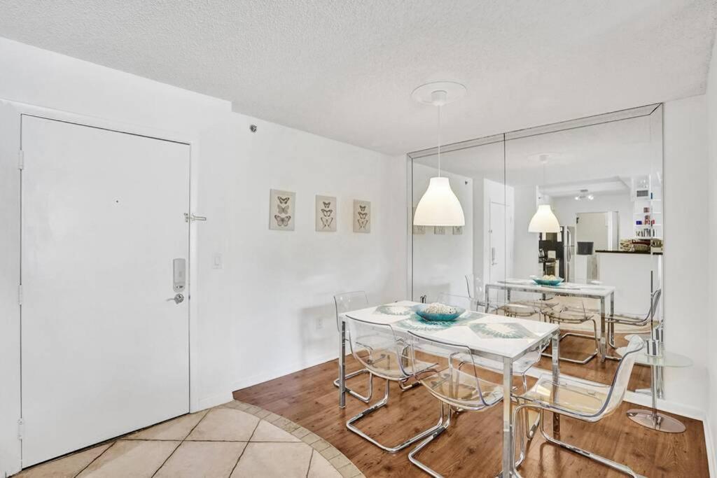 Apartment Renovated Cozy The Yacht Club At Aventura Parking Included Miami