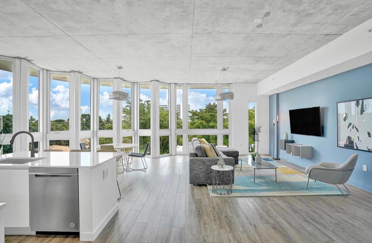 Apartment Design District Suites Miami