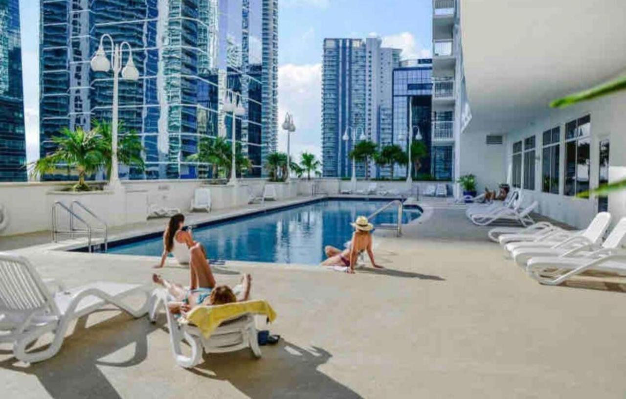 Luxurious 1br High Rise Brickell-free Parking Aparthotel