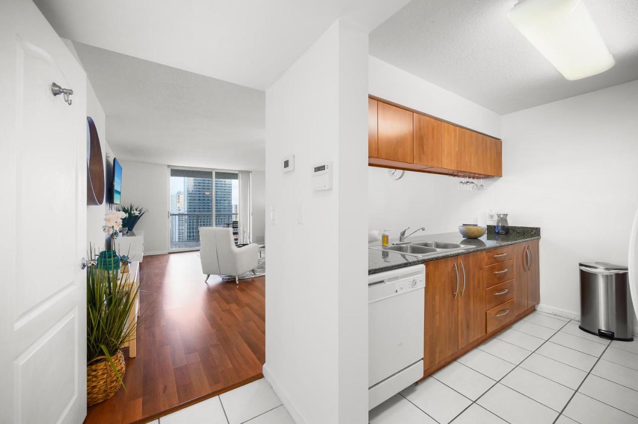 Aparthotel Luxurious 1br High Rise Brickell-free Parking