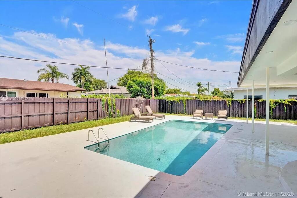 Holiday home Pool *