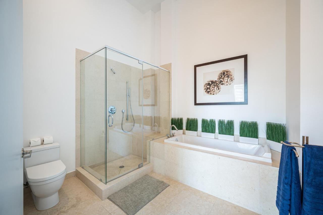 Iconic Luxurious High Ceilings Unit Brickell W *