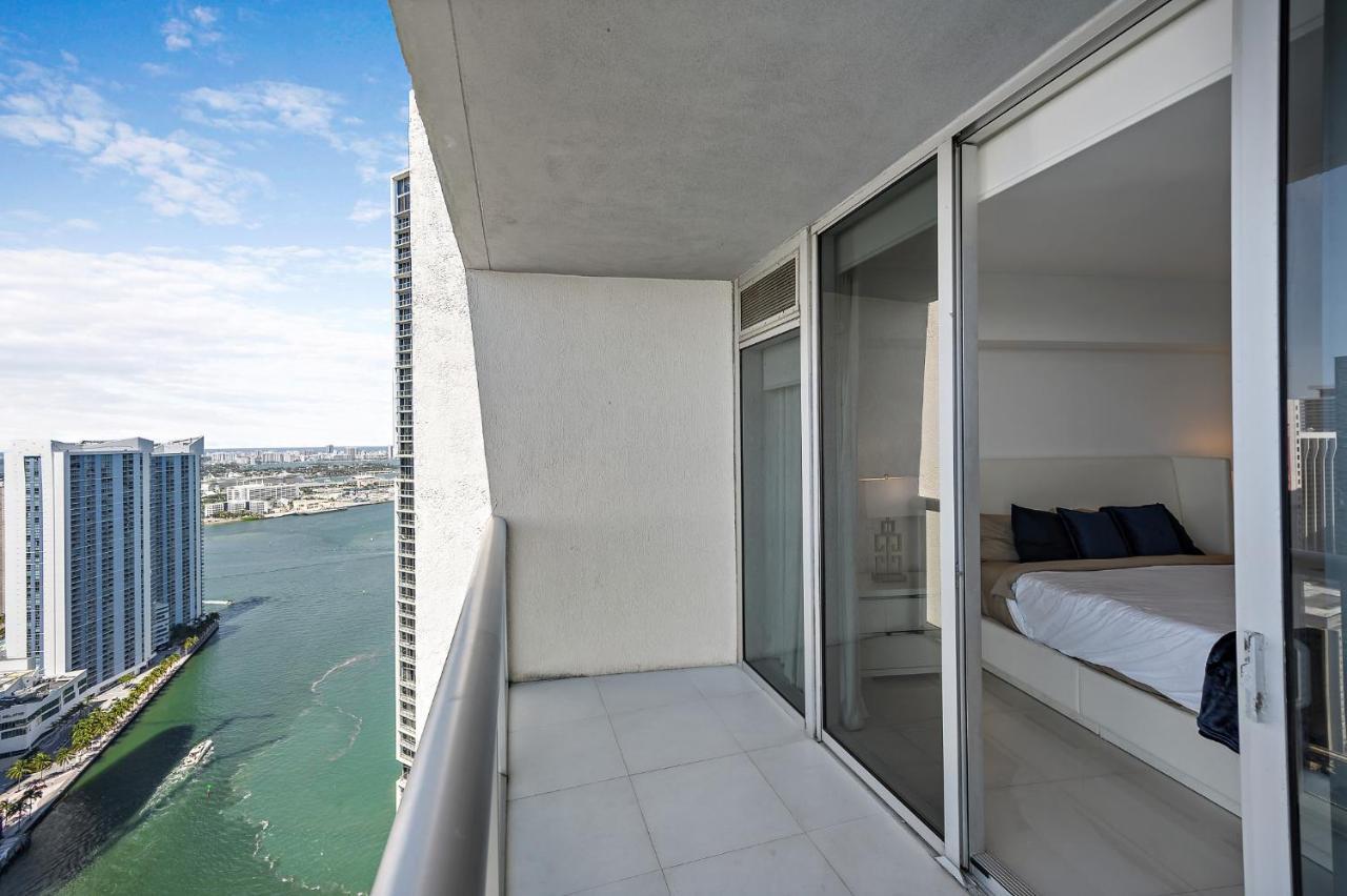Majestic High Rise Unit With Ocean View Holiday home