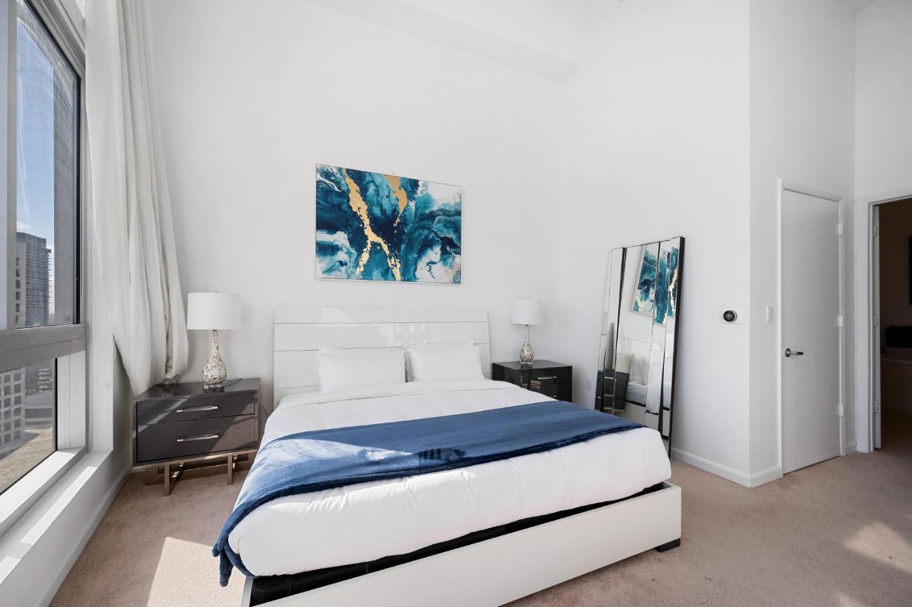 Iconic Luxurious High Ceilings Unit Brickell W Apartment