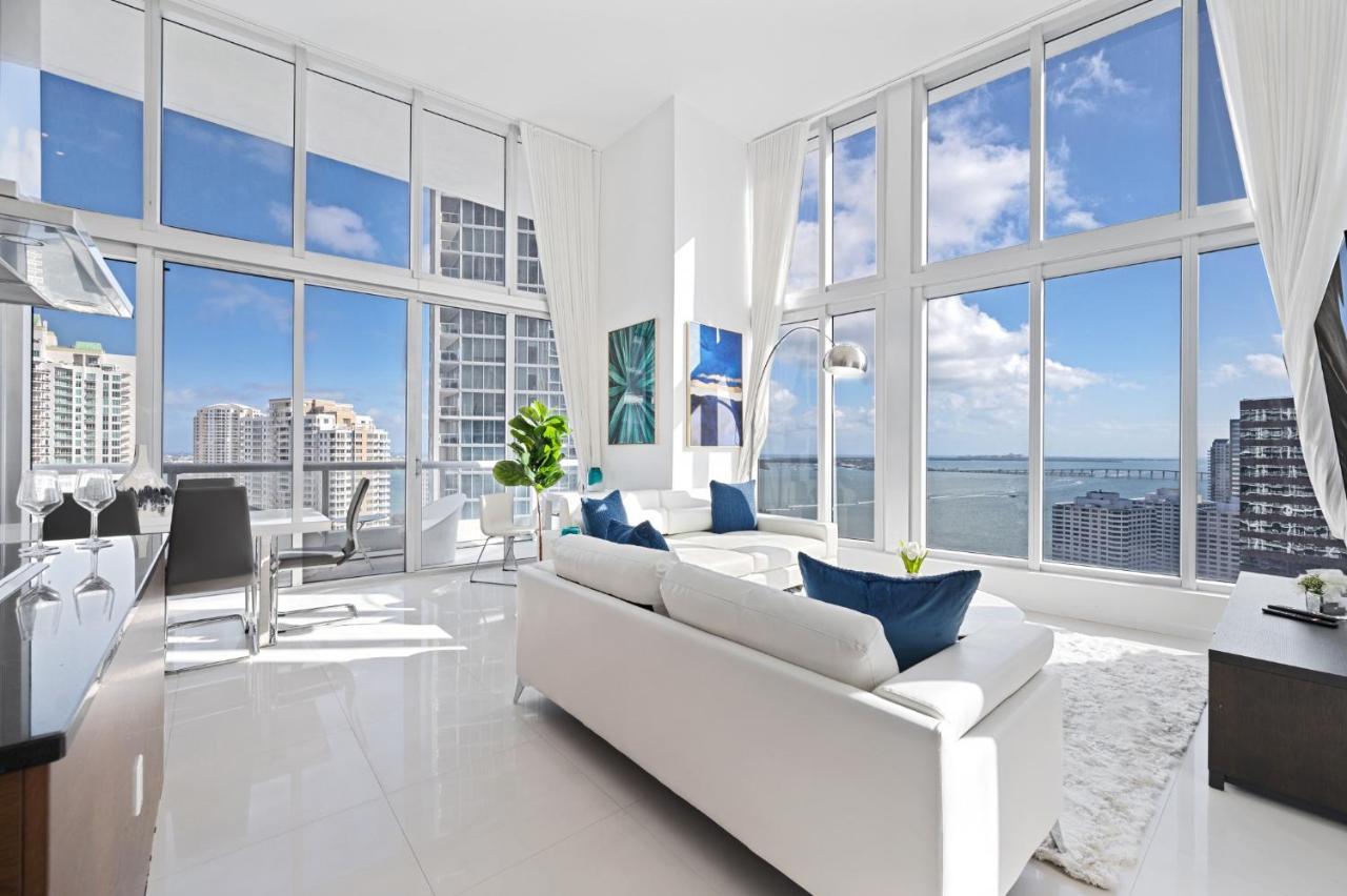 Iconic Luxurious High Ceilings Unit Brickell W