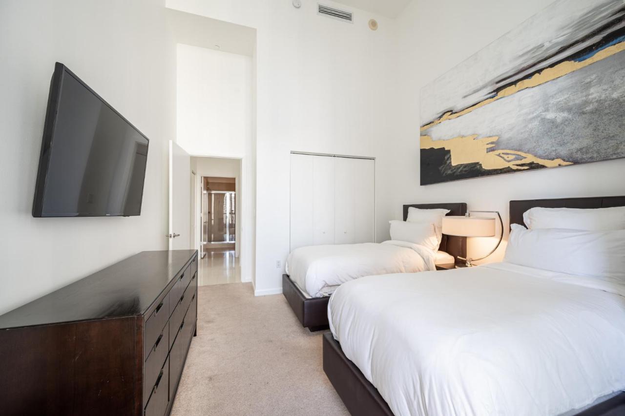Apartment Iconic Luxurious High Ceilings Unit Brickell W Miami