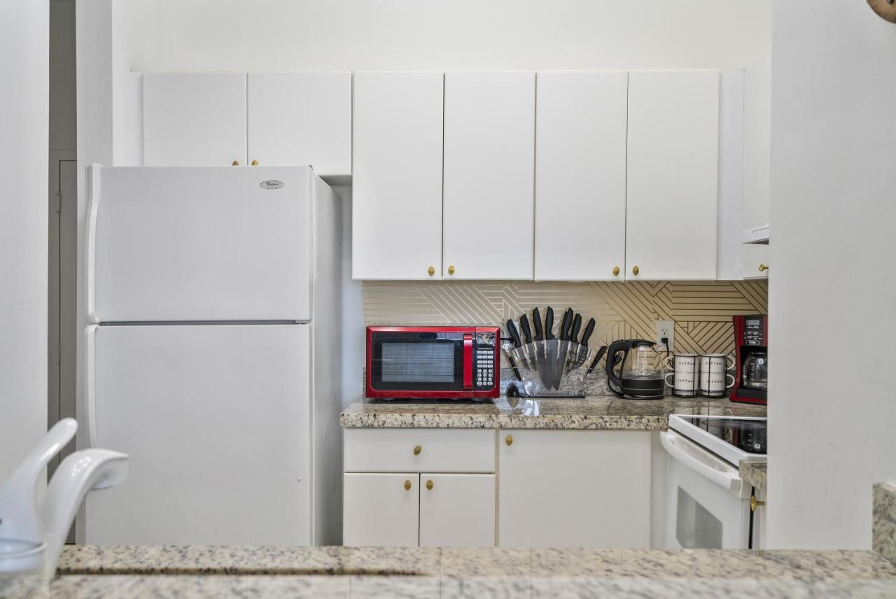 Apartment Airport Getaway
