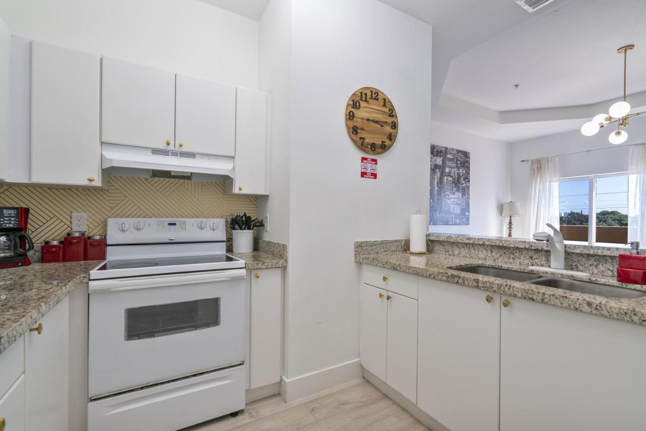Apartment Airport Getaway