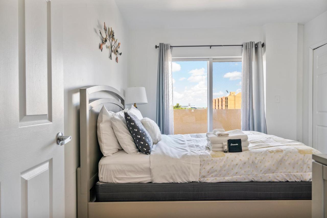 Airport Getaway Apartment *