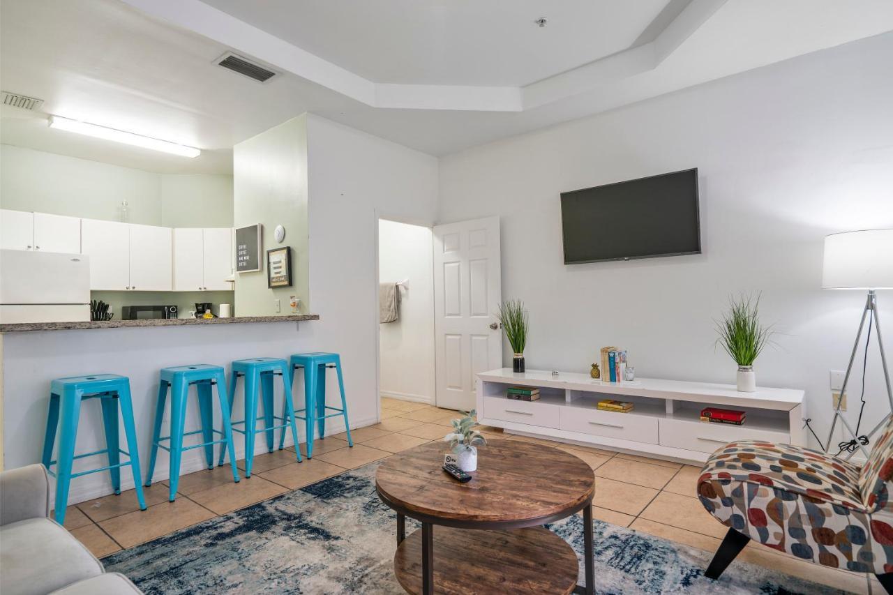 Apartment Airport Getaway Miami
