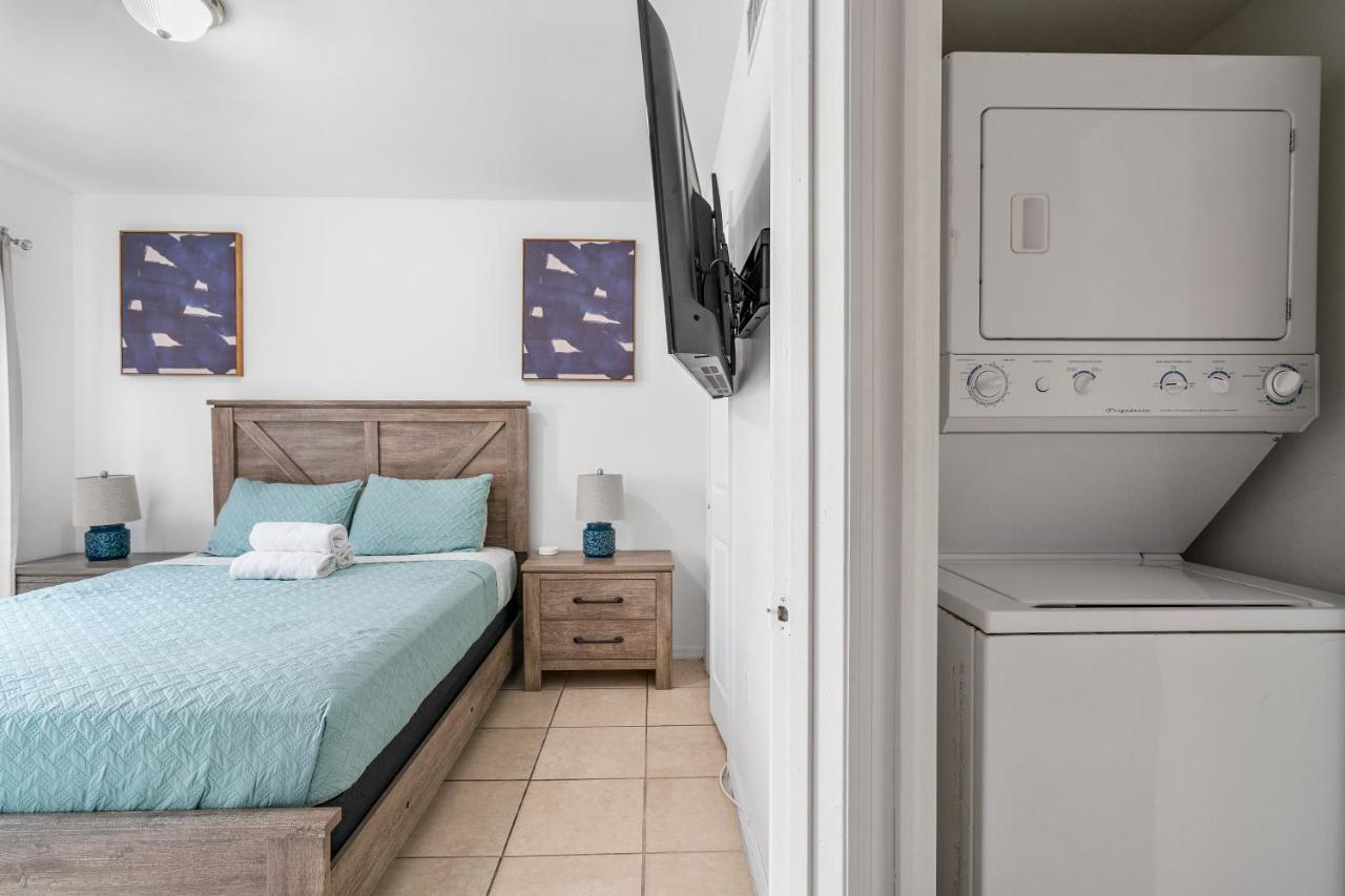 Apartment Airport Getaway