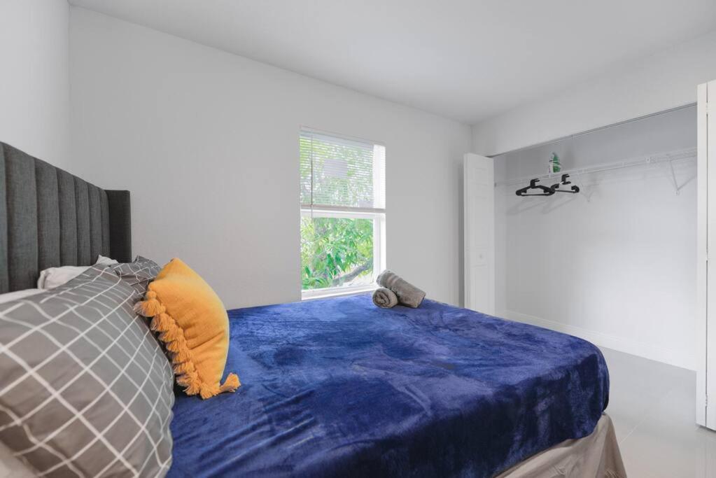 Holiday home Lovely 3 Bedrooms 2 Bathroom At Liberty City *
