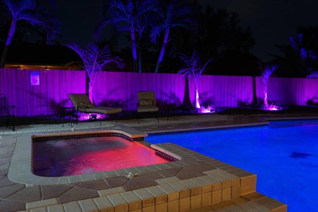 New Luxury Vacation Dream Rental- Sleeps 15! Casa de férias