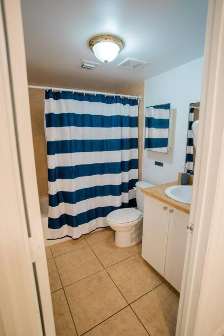 2/2.5 Apartment,7 Mins Airport, 20 Min Beach Miami