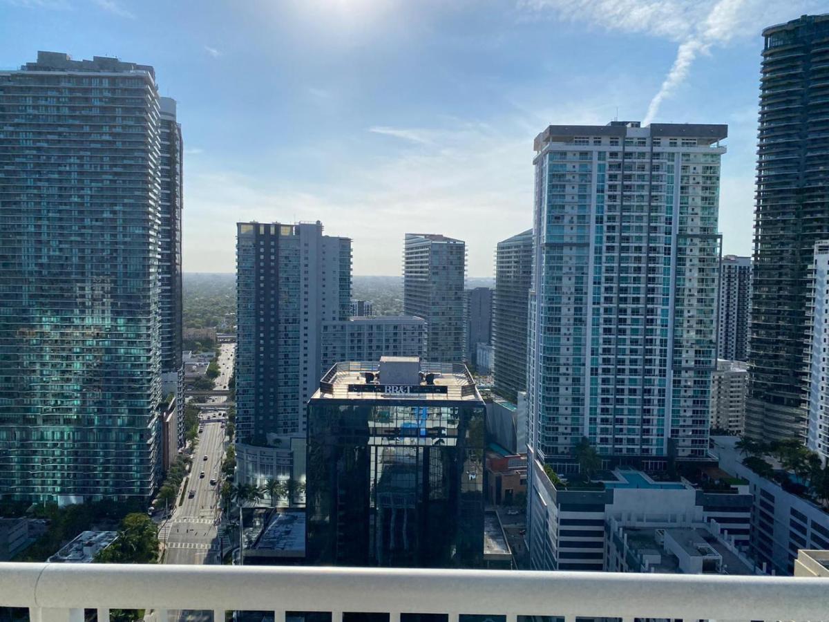Beautiful Large Apt 2 Brm With Ocean Views In Brickell Miami