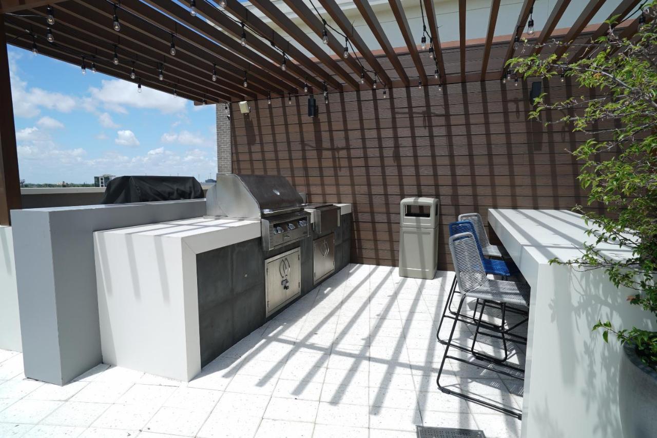 516-midtown Neighborhood, 2 Bed, Great Location! Apartment *