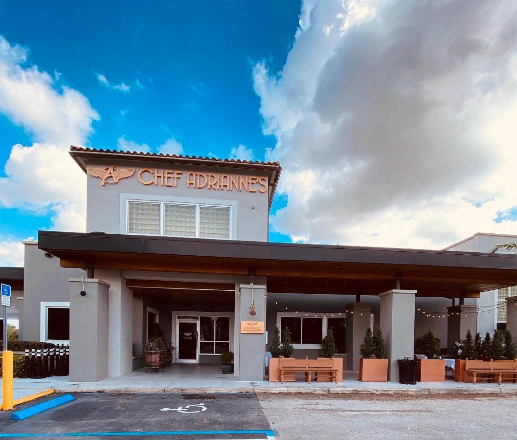 Lovely With Free Parking Miami