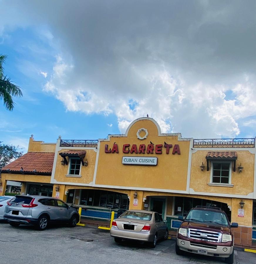 Lovely With Free Parking * Miami