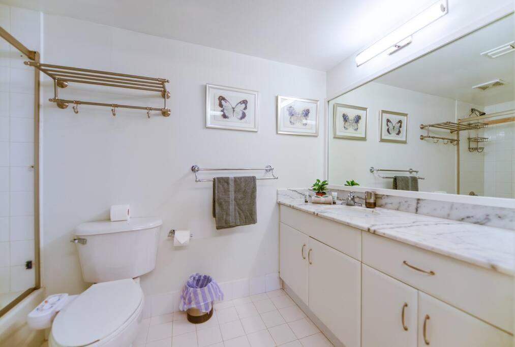 Exquisite 3bedrooms W Top Amenities Free Parking Miami