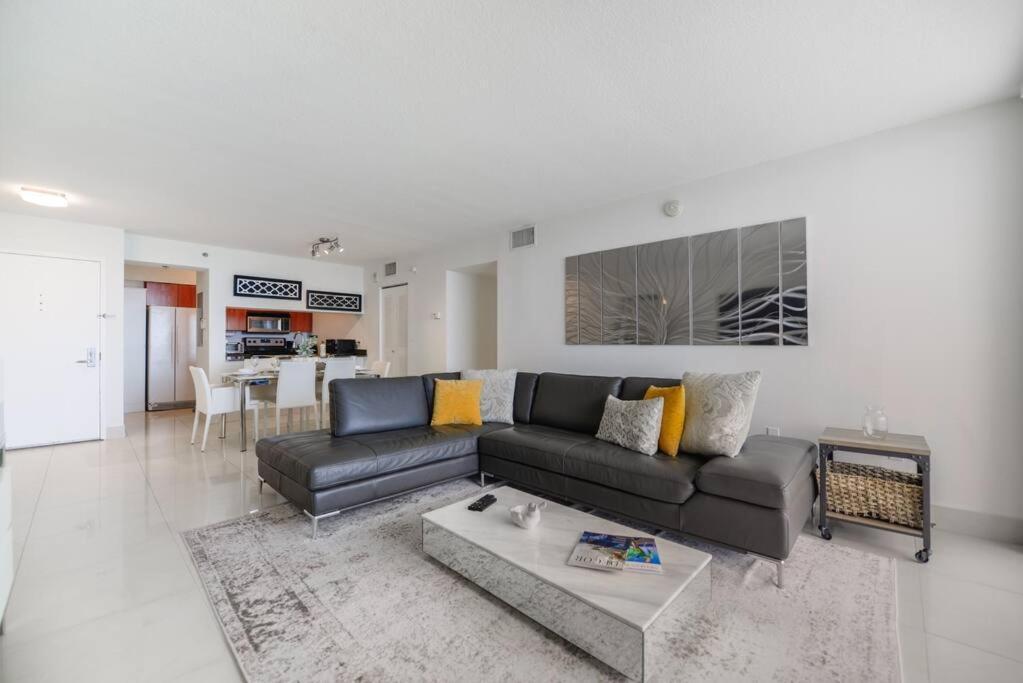 Apartment Exquisite 3bedrooms W Top Amenities Free Parking