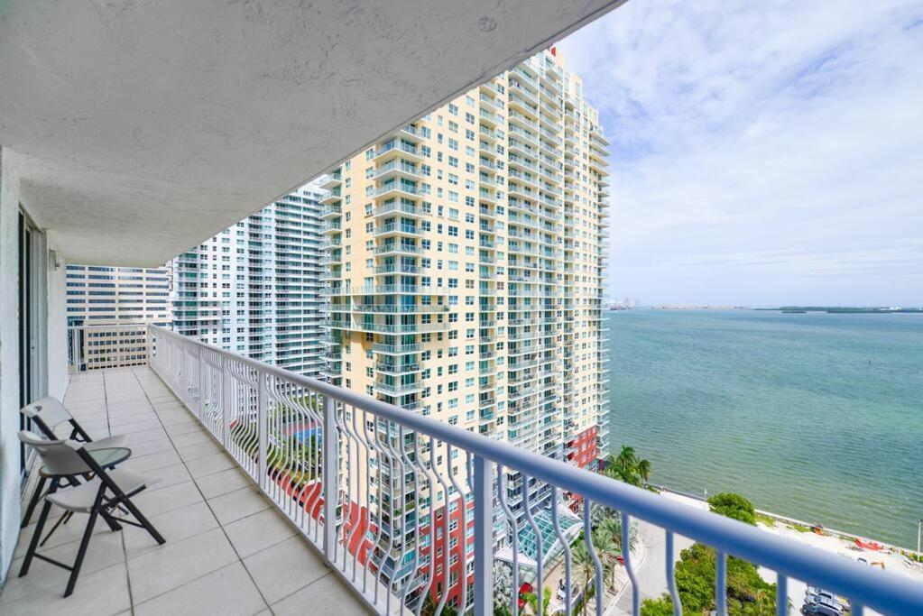 Exquisite 3bedrooms W Top Amenities Free Parking Miami