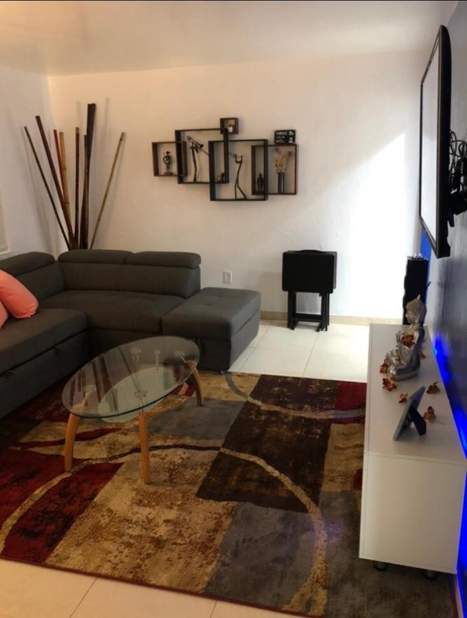 Apartment Blue By The Gables *