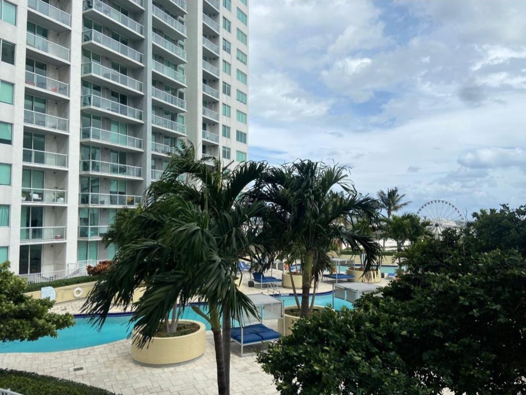 Dowtown * Miami