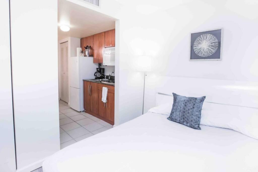 Spectacular Studio At Brickell, Free Parking *