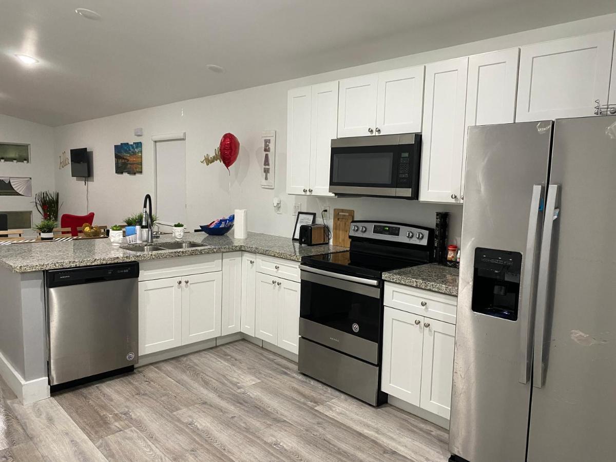 New Modern Cozy Apt Mins Away From South Beach And Wynwood Includes Free Parking * Miami