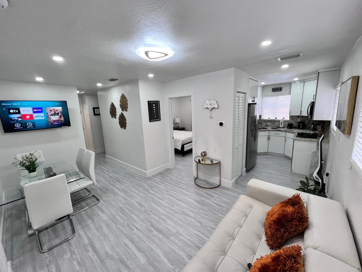 Apartment Stylish 2 Bedrooms By International Airport Miami