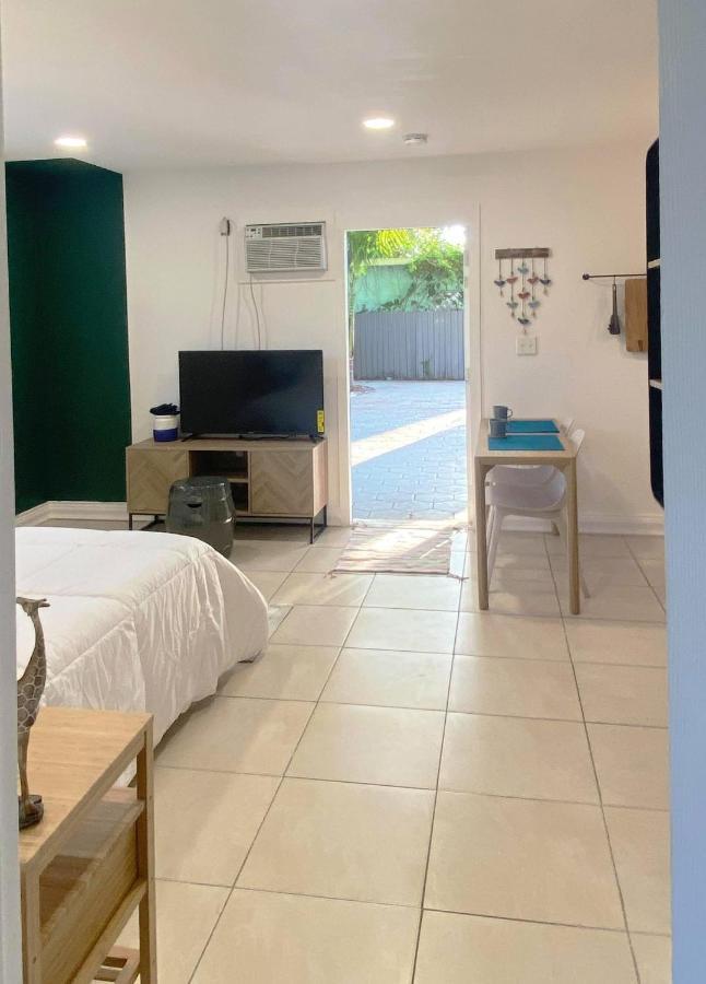 Private W/ Full Backyard, Bbq, 5min From Mia *
