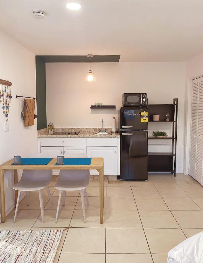 Private W/ Full Backyard, Bbq, 5min From Mia Miami