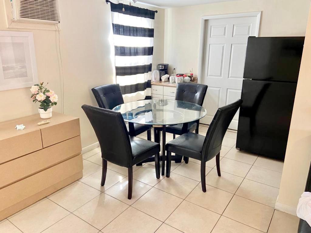 Private Near Airport - Free Parking - 01 Hospedagem domiciliar *