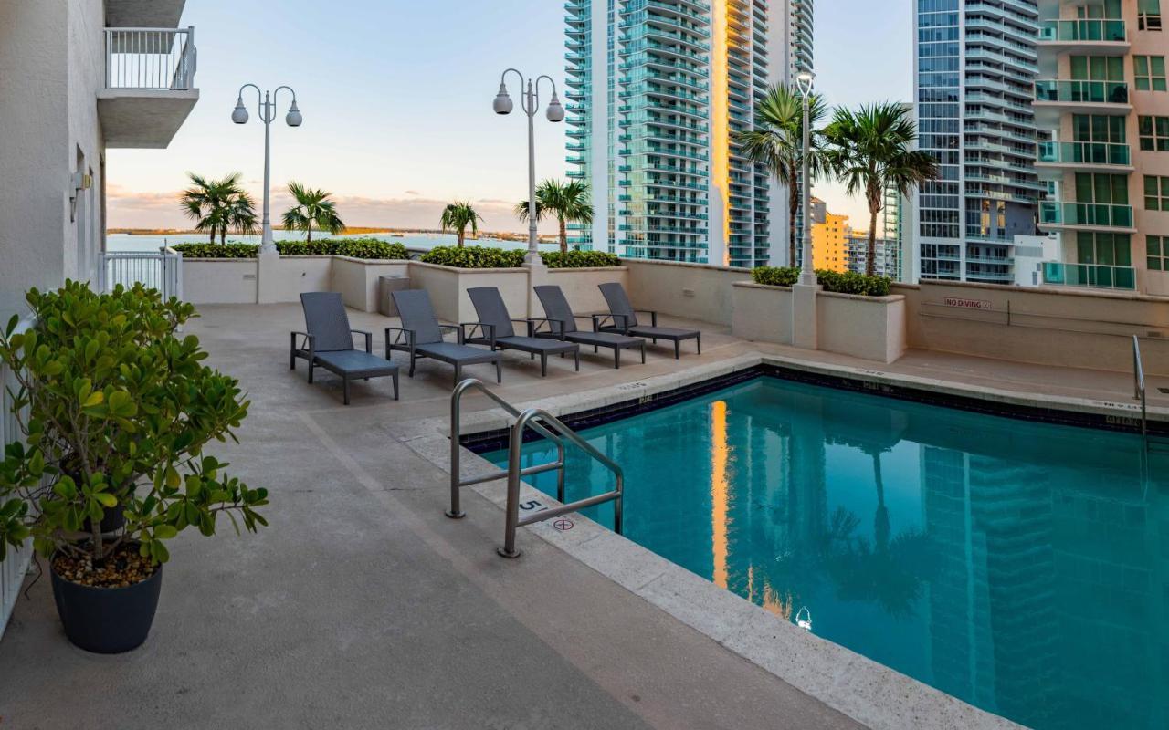 Luxury Brickell Apartment *