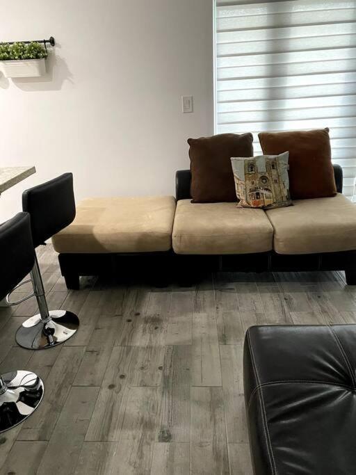 Quiet And Spacious Townhouse In Casa de férias Miami