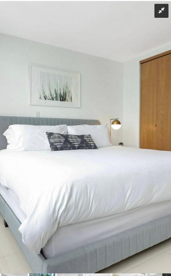 Apartment 3 Bedroom In The Heart Of Brickell Sleeps 8