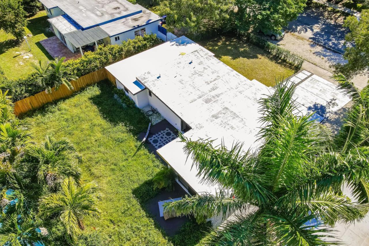 Mid-century Modern Oasis Casa de férias Miami