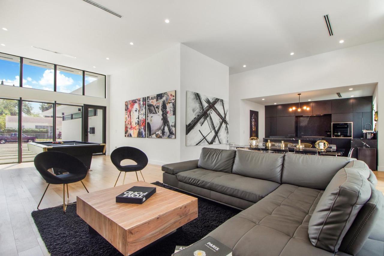 Noir Design District 4br & 2ba Sleeps 14 With Grill, Pool Table, Pool & *
