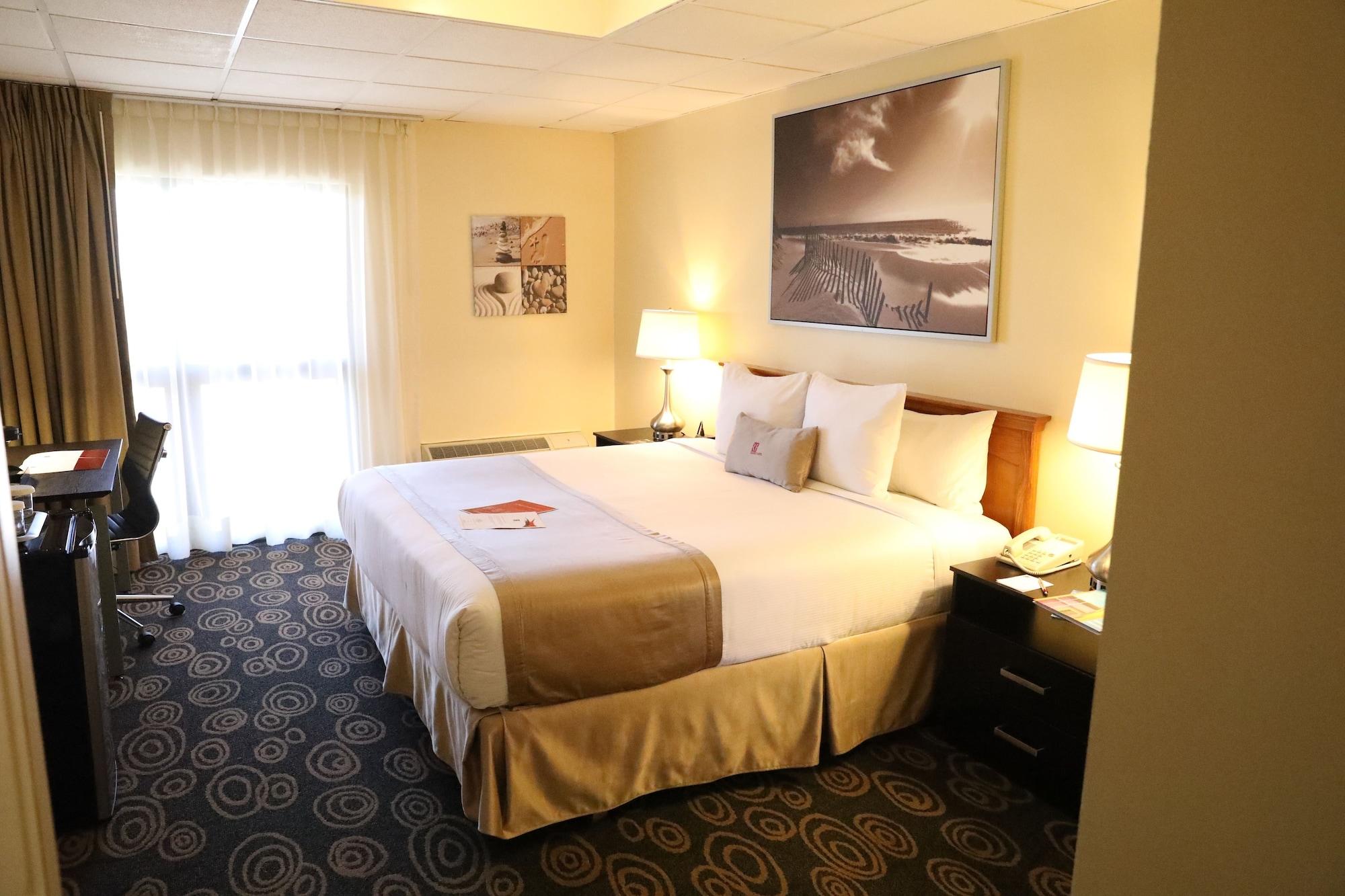 Regency Airport By Sonesta Hotel