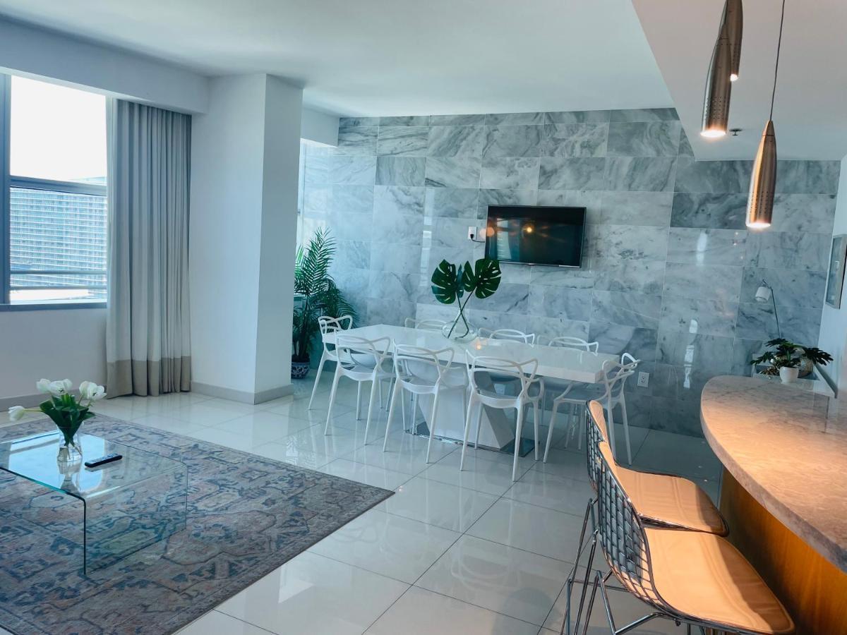 3 Bedroom In The Heart Of Brickell Sleeps 8 Apartment
