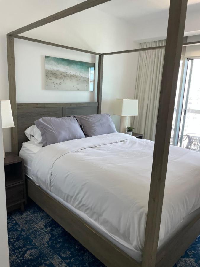 3 Bedroom In The Heart Of Brickell Sleeps 8 Apartment