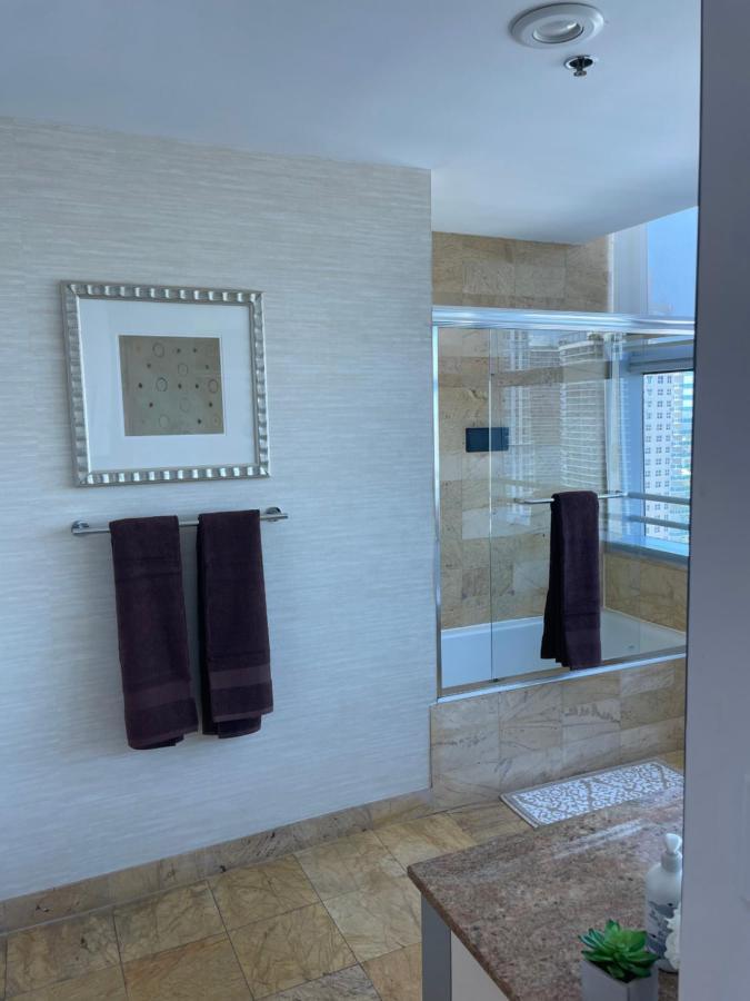 3 Bedroom In The Heart Of Brickell Sleeps 8