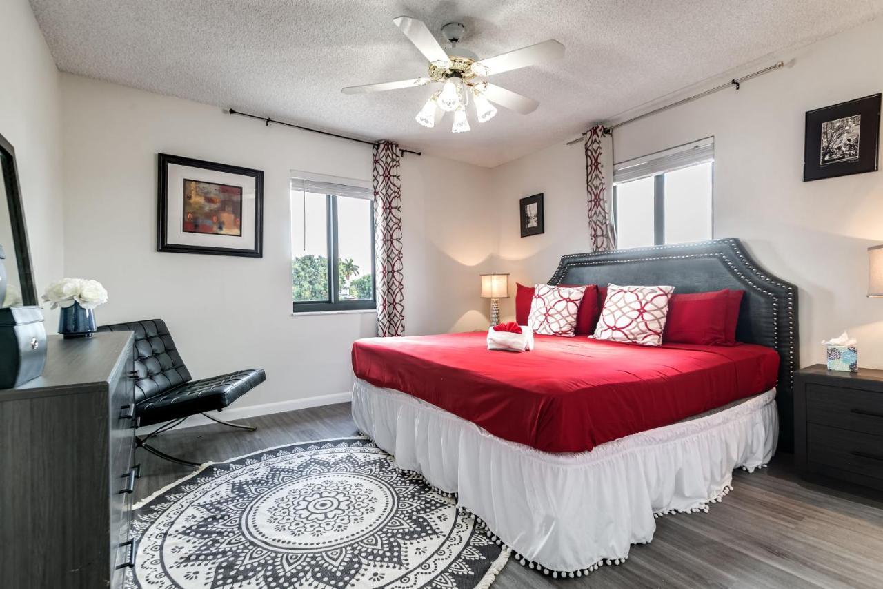 New 2bedroom 2bath House With Private Backyard & Jacuzzi *