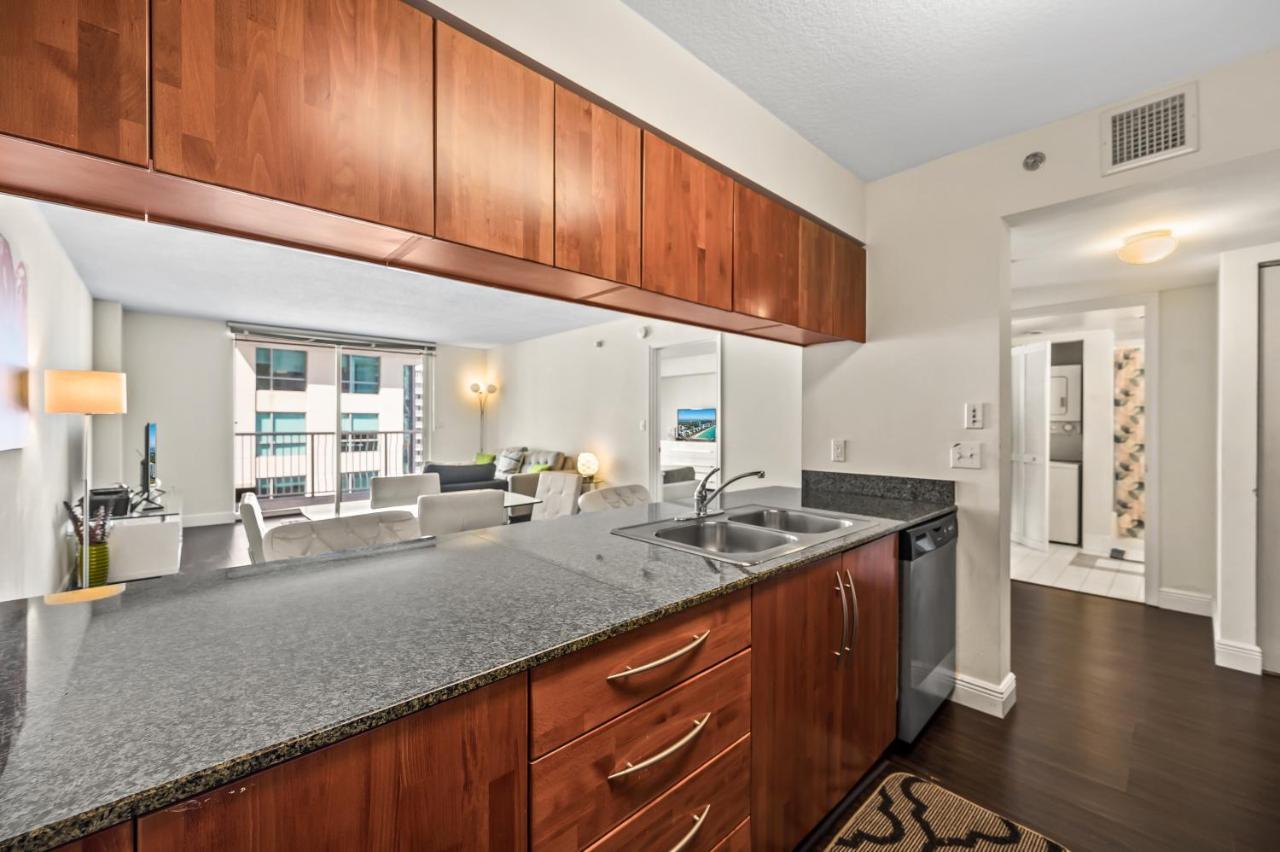 The Club At Brickell Bay