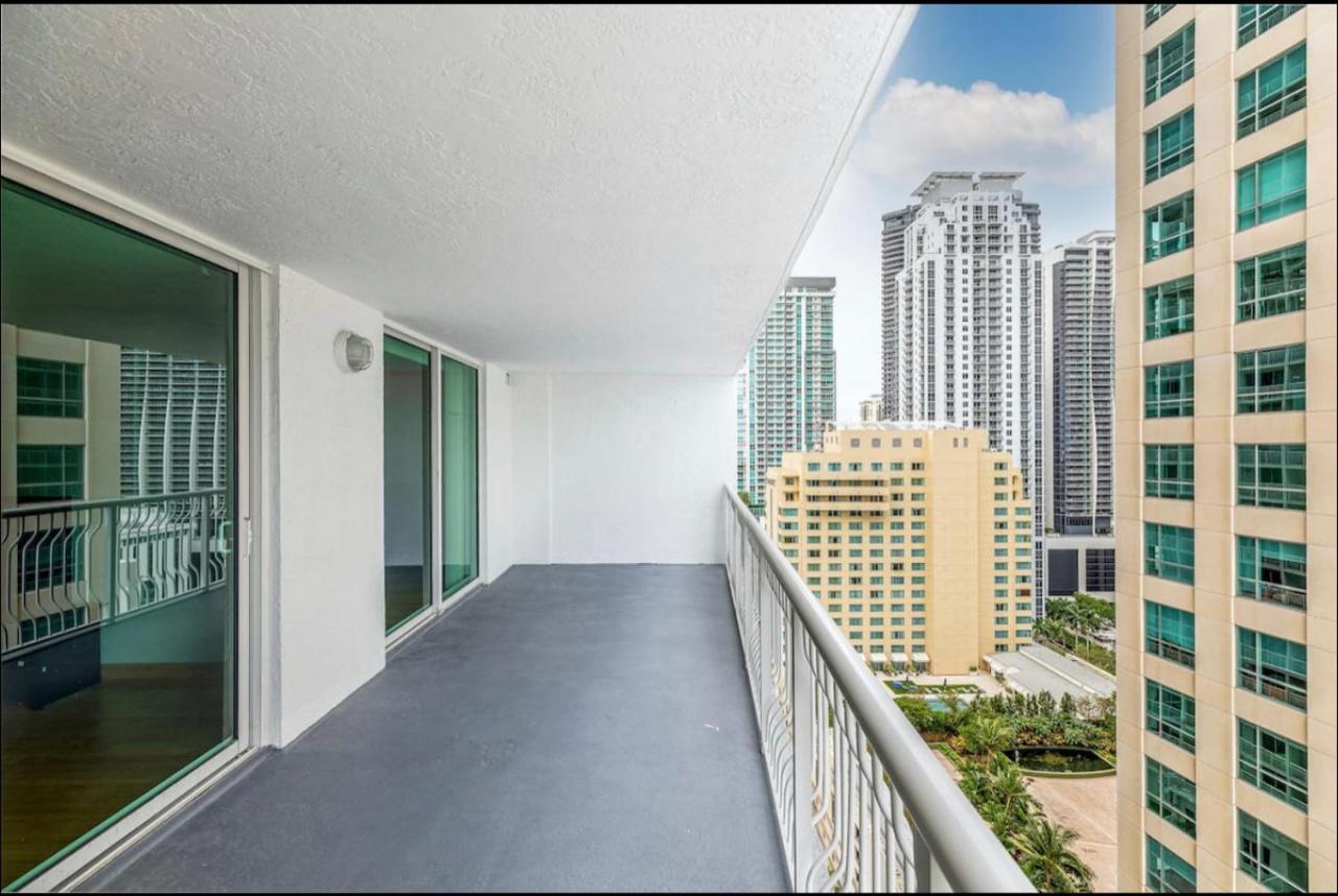 The Club At Brickell Bay Miami
