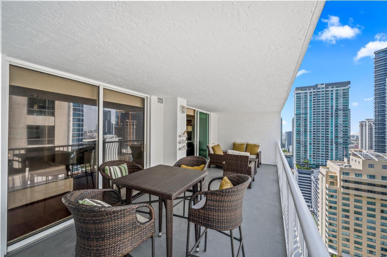 The Club At Brickell Bay *