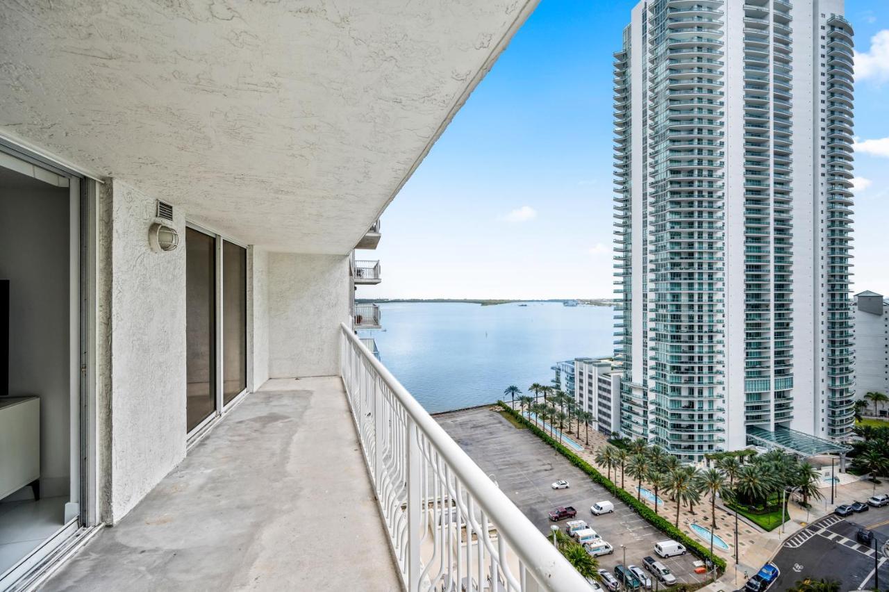 The Club At Brickell Bay