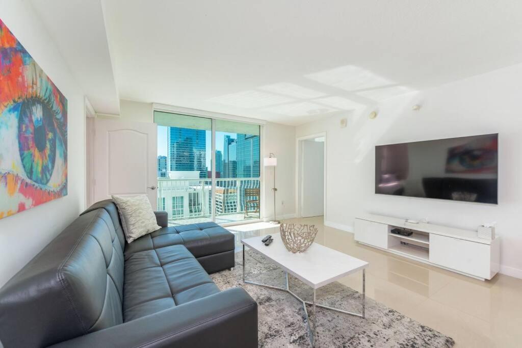 Stunning 2br With Ocean View At Brickell, Free Parking Miami