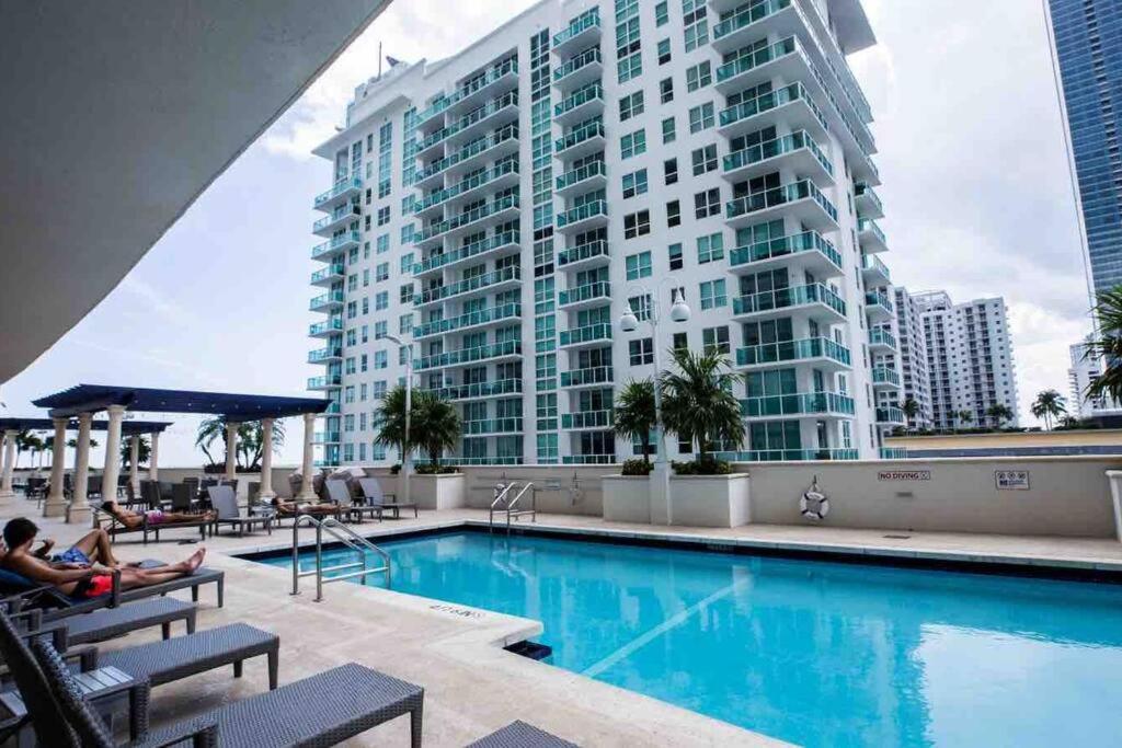 Bright And Cozy 2br At Brickell, Free Parking * Miami